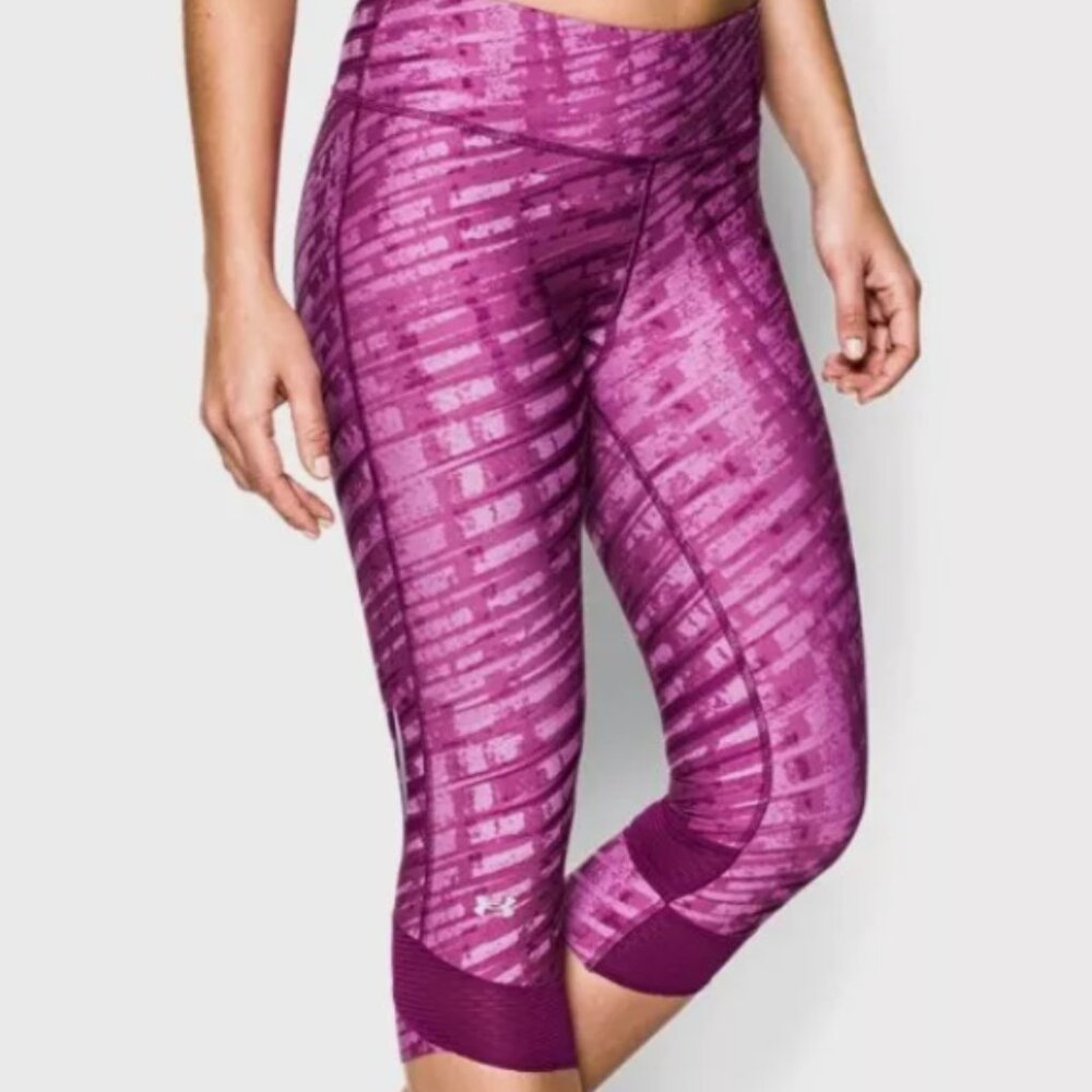 EUC Under Armour women's heat gear UA FLY FAST CAPRI PANTS fuchsia pink US small